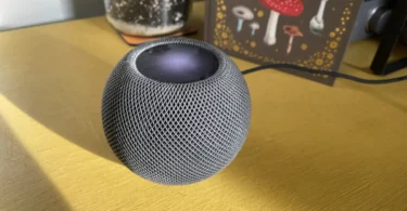 Apple HomePod Mini speaker